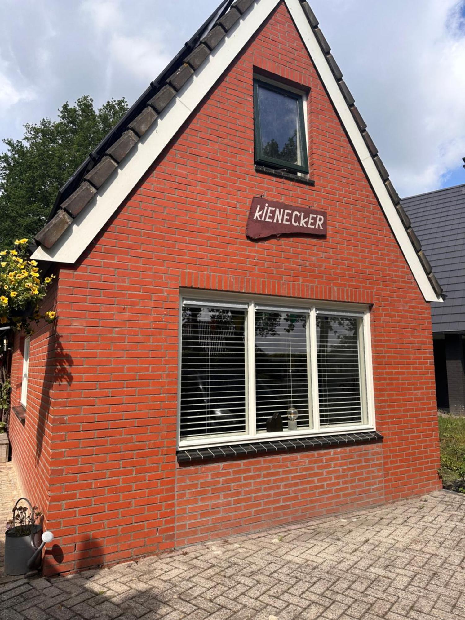 B&B Het Kleine Huisje Эммен Экстерьер фото
